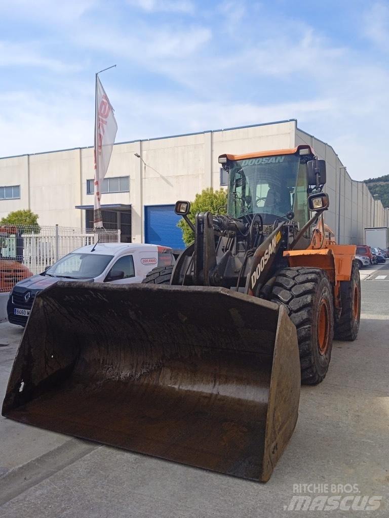 Doosan Dl250-5  휠로우더