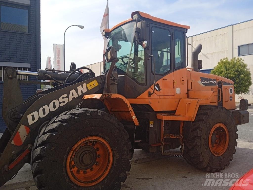 Doosan Dl250-5  휠로우더