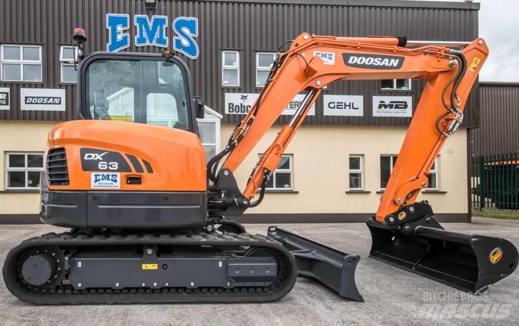 Doosan DX 63-3 소형 굴삭기 7톤 미만
