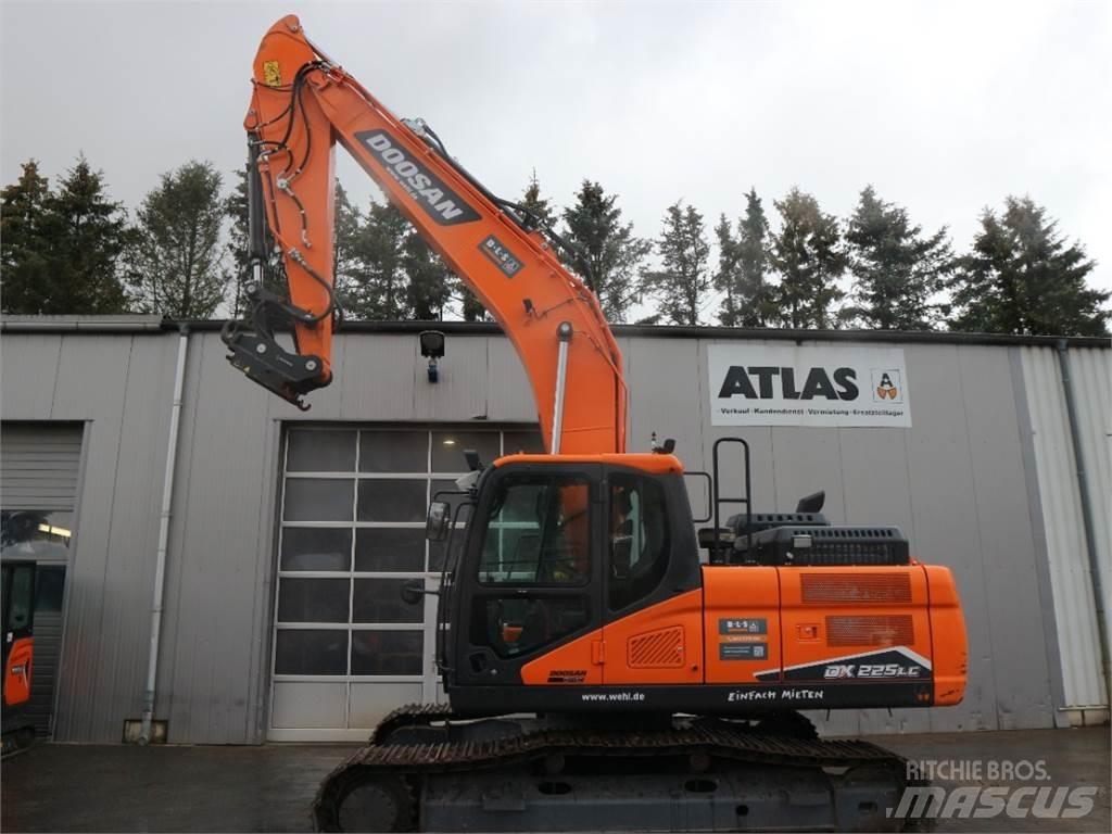 Doosan DX225LC-7 대형 굴삭기 29톤 이상