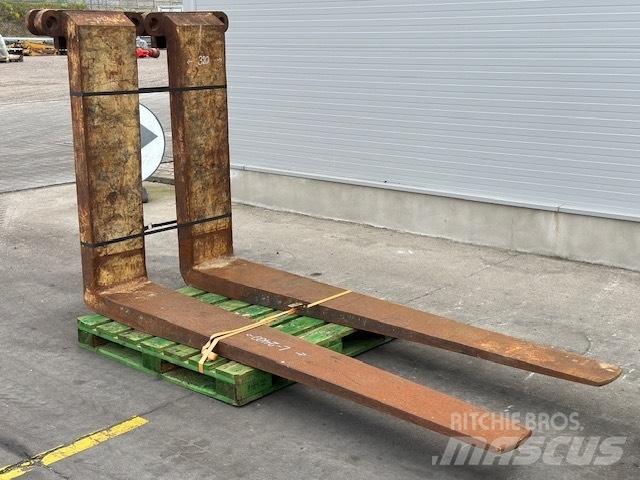 CAT 25-30 ton /988 지게차