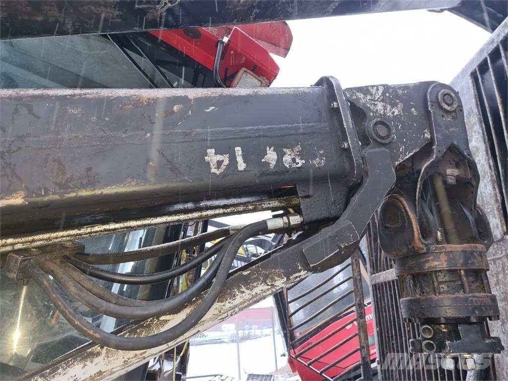 Valmet 890.3 원목 포워더