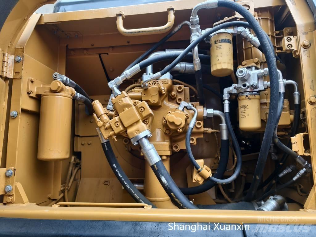 CAT 330 D LN 대형 굴삭기 29톤 이상