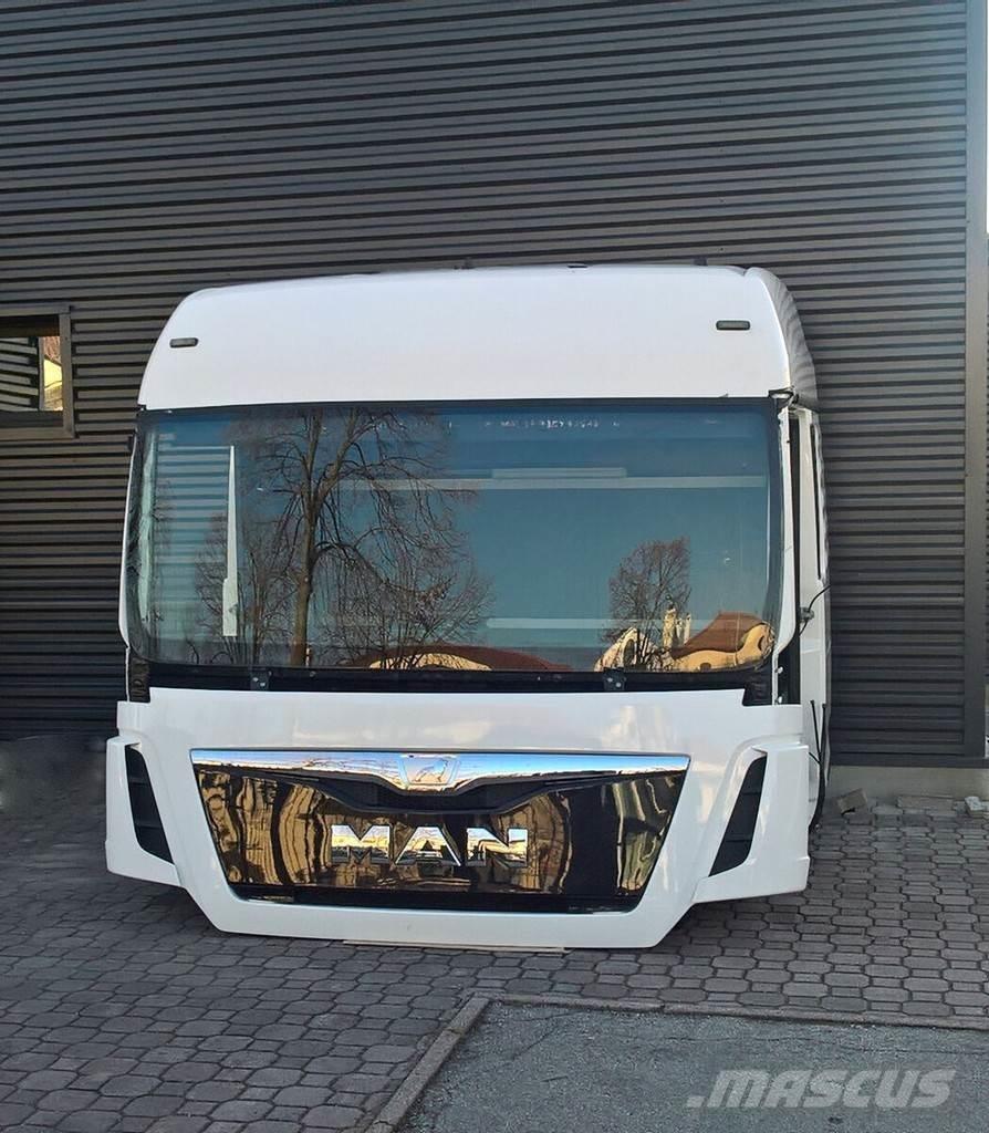 MAN TGX XLX EURO 6 캐빈 및 인테리어