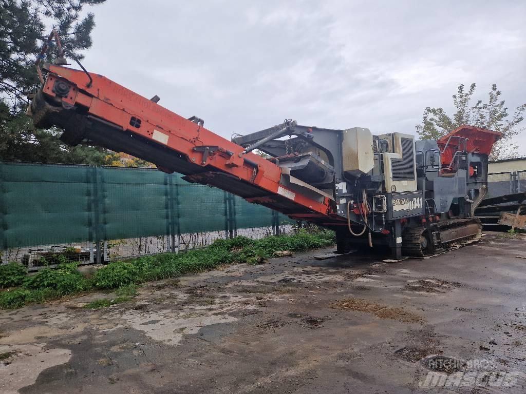 Sandvik QJ 341 이동식 분쇄기