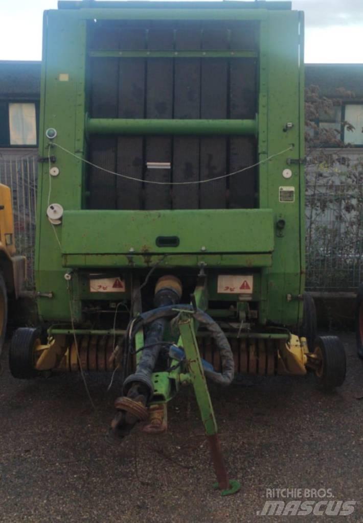 John Deere 550 원형 곤포기