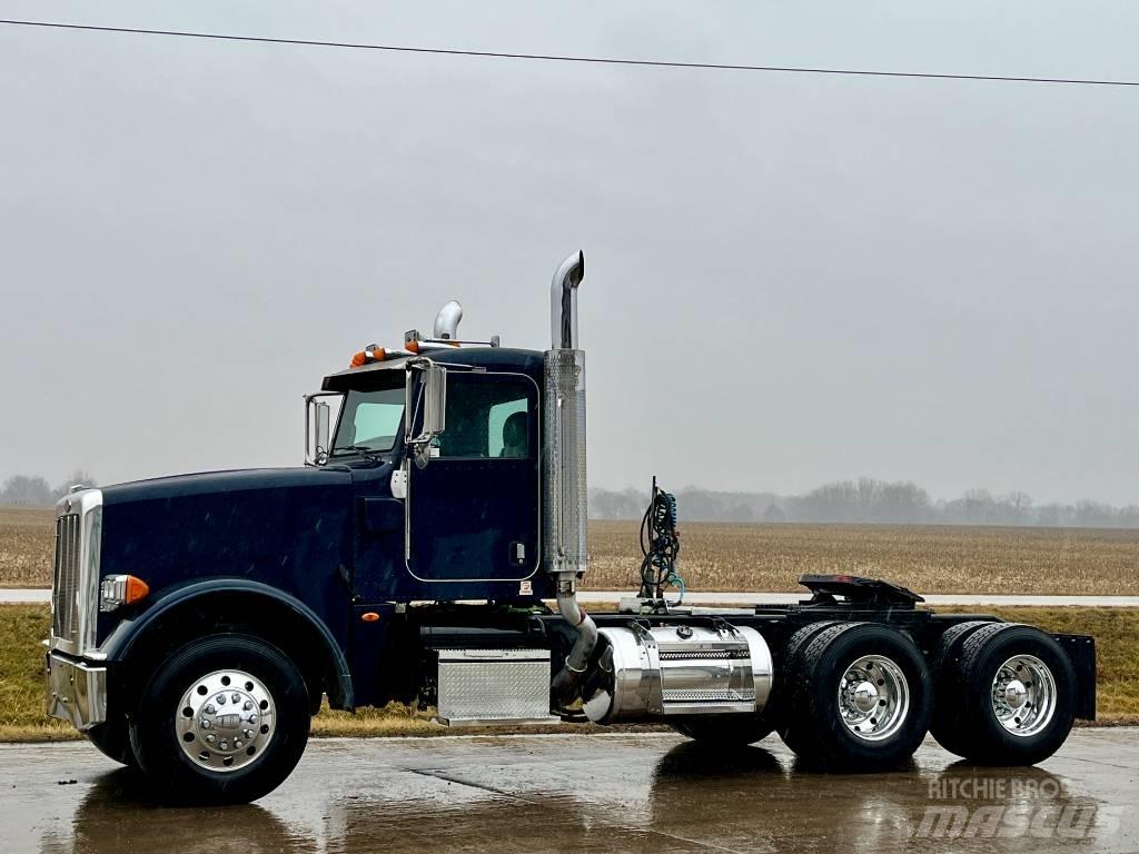Peterbilt 367 트랙터 유닛