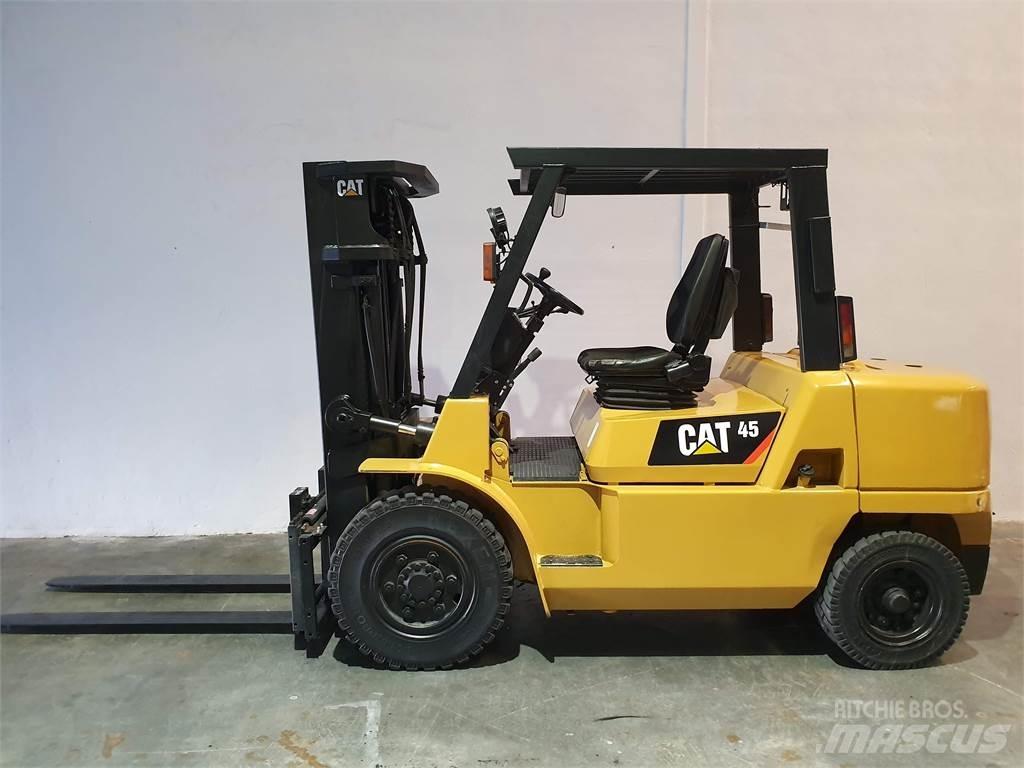 CAT DP45K2 MC 디젤 지게차