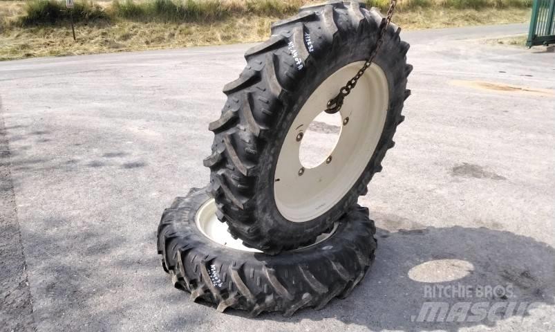 Kleber 11.2R32 타이어, 휠 및 림