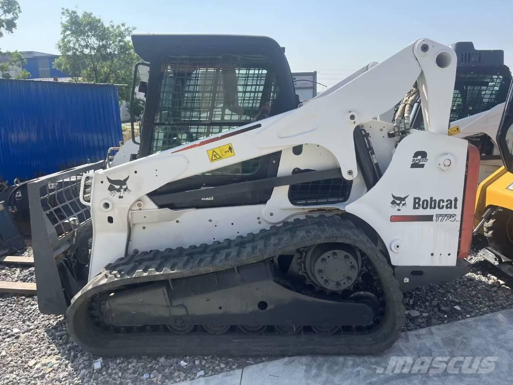 Bobcat T 770  스키드로더
