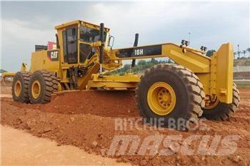 CAT  16H 그레이더