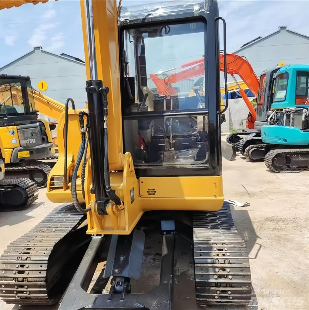 CAT 306 D 소형 굴삭기 7톤 미만