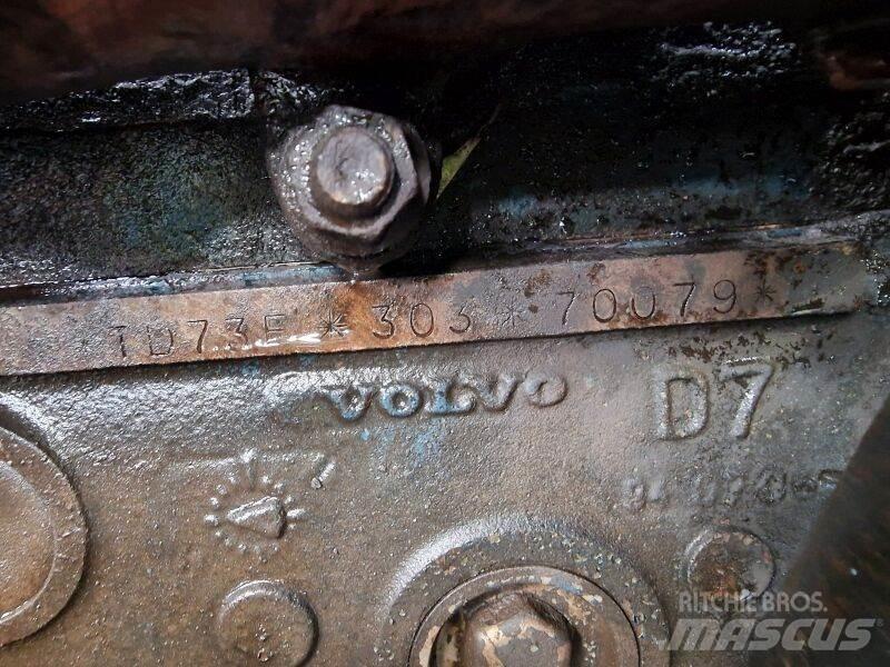 Volvo TD73E 엔진