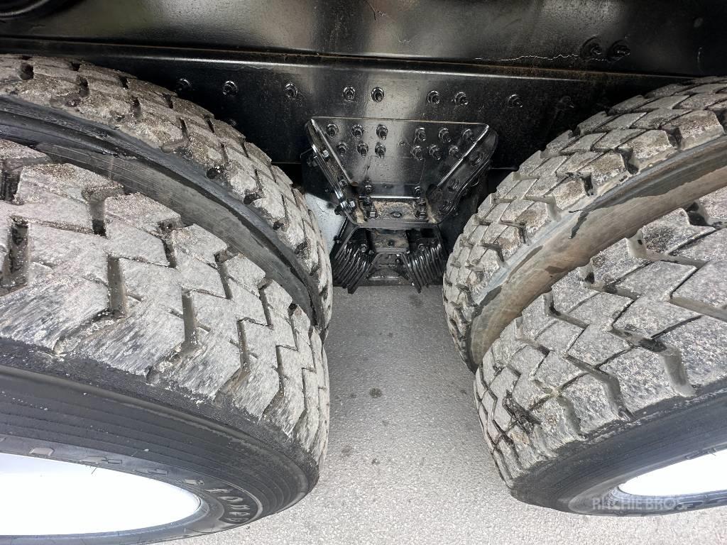 International 7500 콤비/진공 트럭