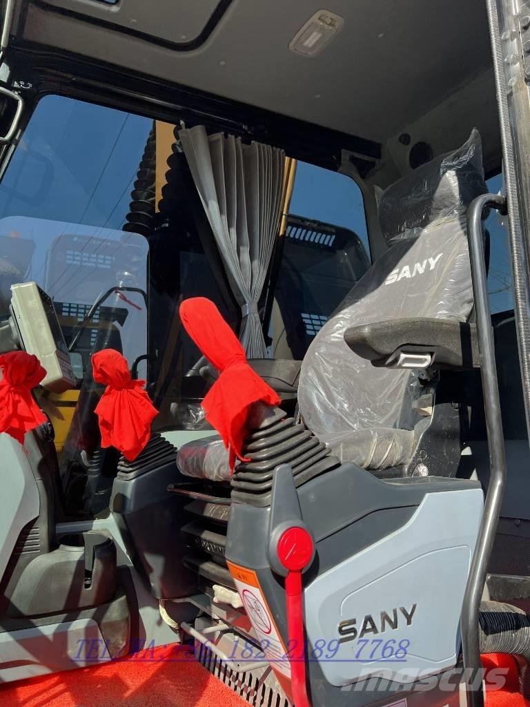 Komatsu PC 160 LC-7 대형 굴삭기 29톤 이상