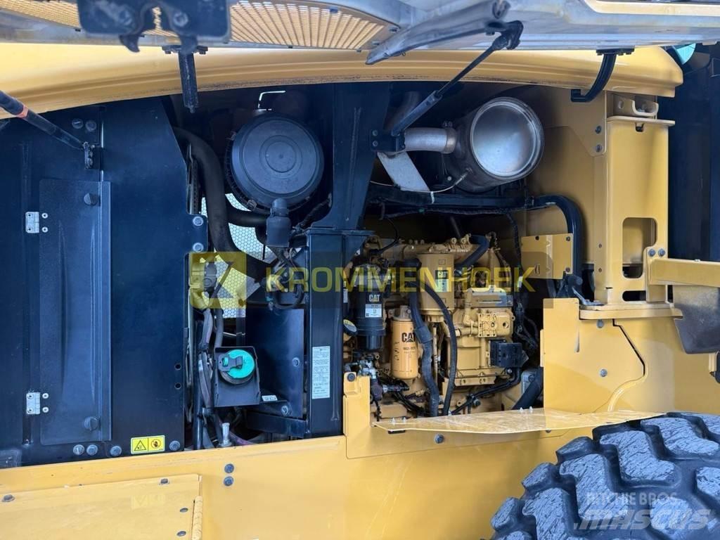 CAT 924 K  휠로우더
