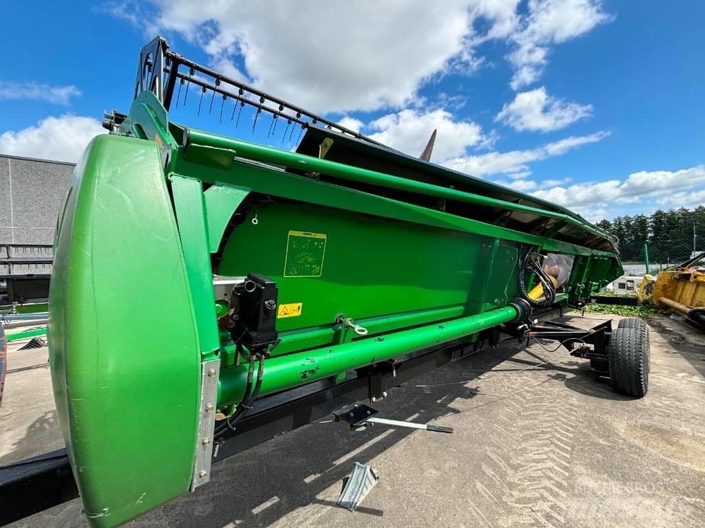 John Deere T 670 i 콤바인 수확기