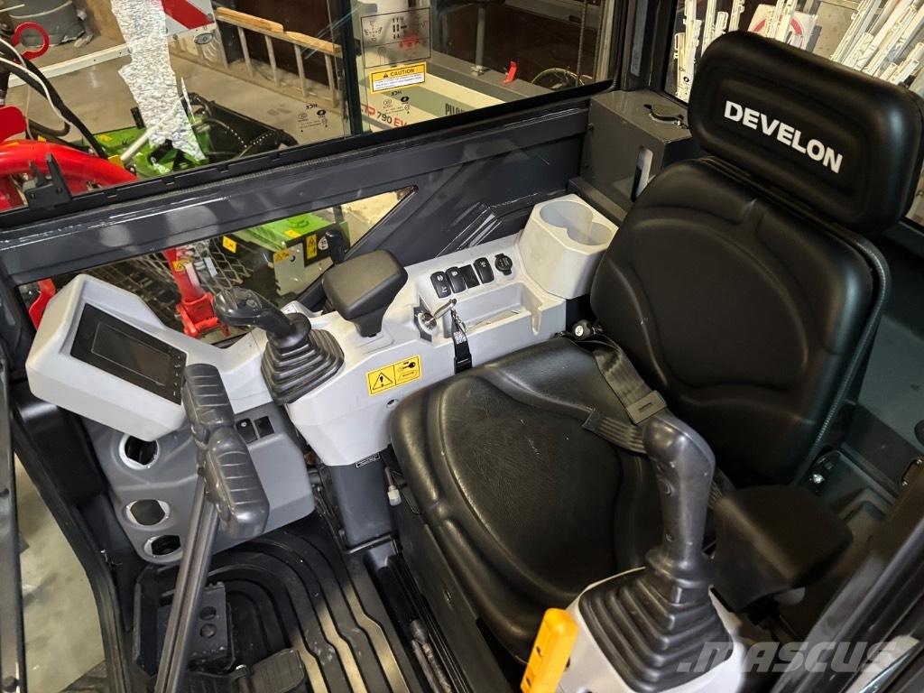 Develon DX 19 Z-7 소형 굴삭기 7톤 미만