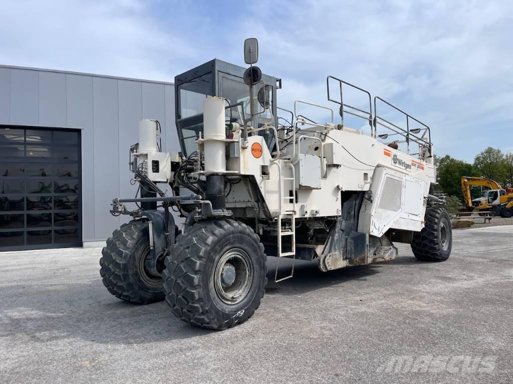 Wirtgen WR 2500 S 아스팔트 리사이클러