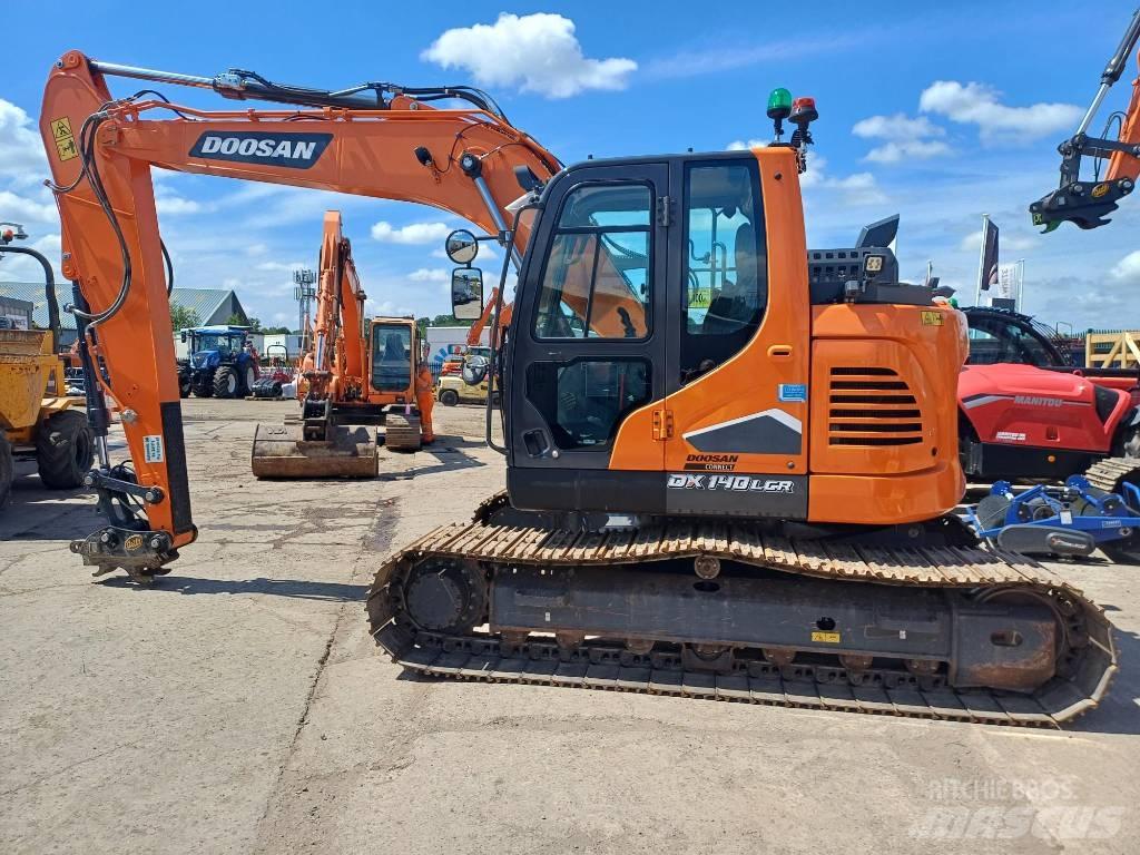 Doosan DX140LC-7K 대형 굴삭기 29톤 이상