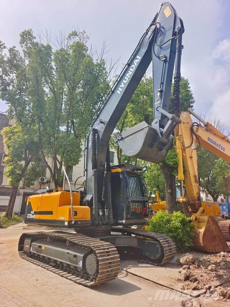 Hyundai HX 220 대형 굴삭기 29톤 이상