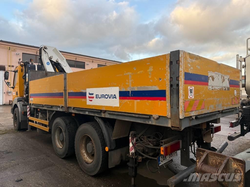 Renault Kerax 370.34 크레인 트럭