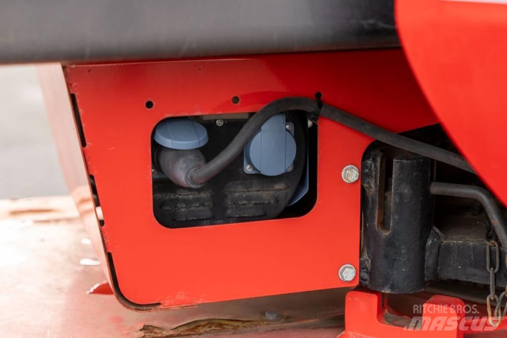 Manitou 180 ATJ 관절형 전동이동 리프트