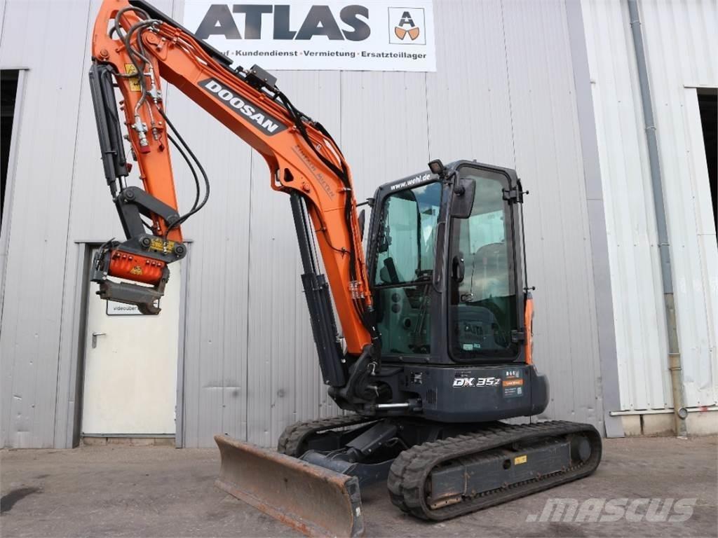 Doosan DX35Z-7 소형 굴삭기 7톤 미만