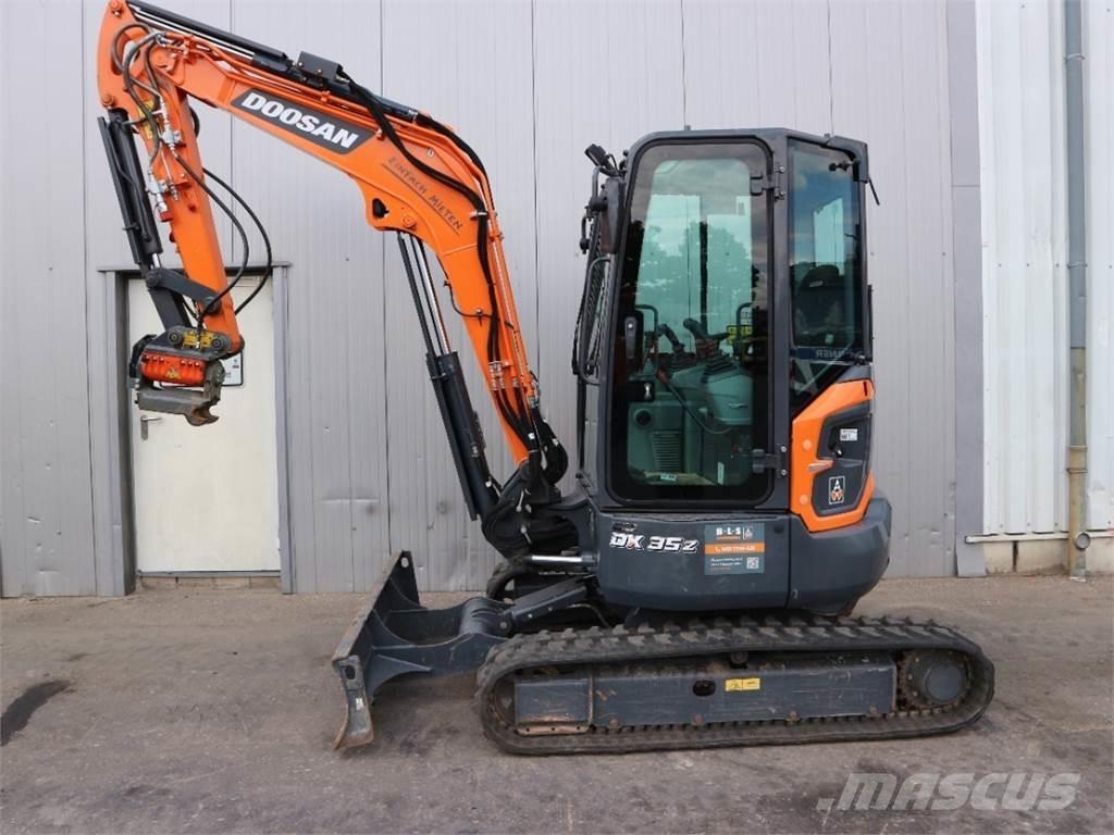 Doosan DX35Z-7 소형 굴삭기 7톤 미만