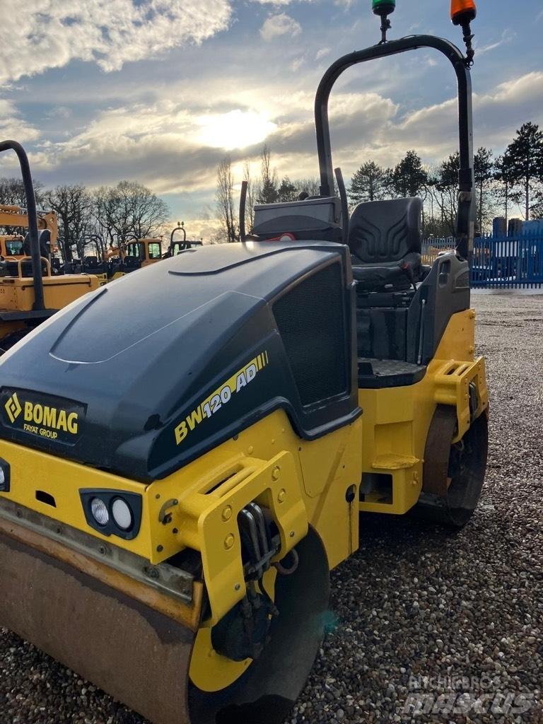Bomag BW 120 AD-5 트윈 드럼 롤러