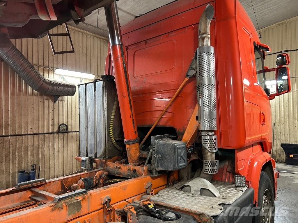 Scania R 520 LB 덤프 트럭