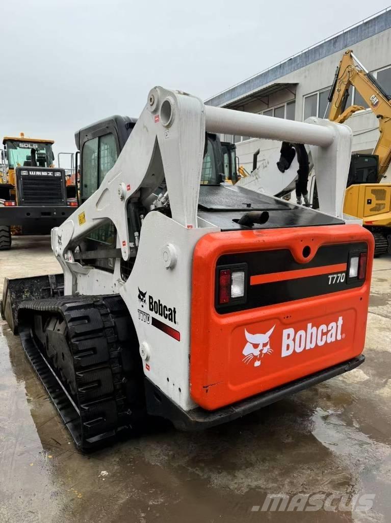Bobcat T 770 궤도식 로우더