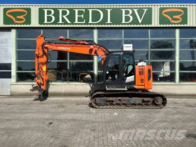 Hitachi ZX 135 US-6 대형 굴삭기 29톤 이상