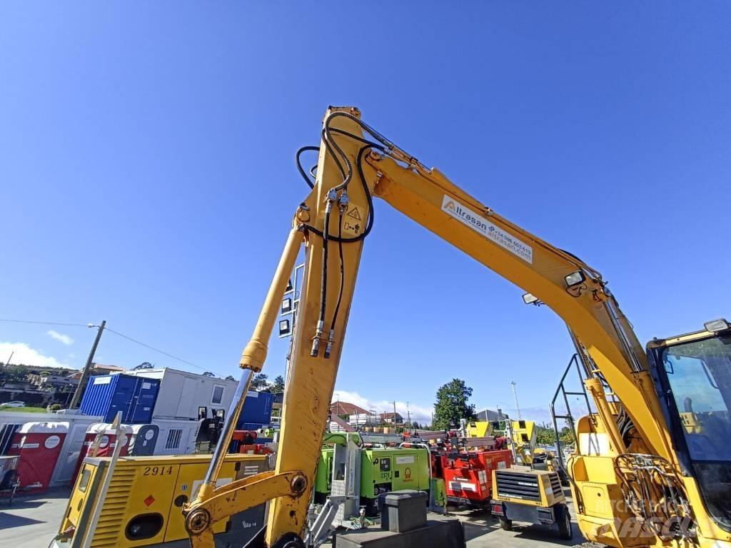 Komatsu PC 138 US-10 대형 굴삭기 29톤 이상