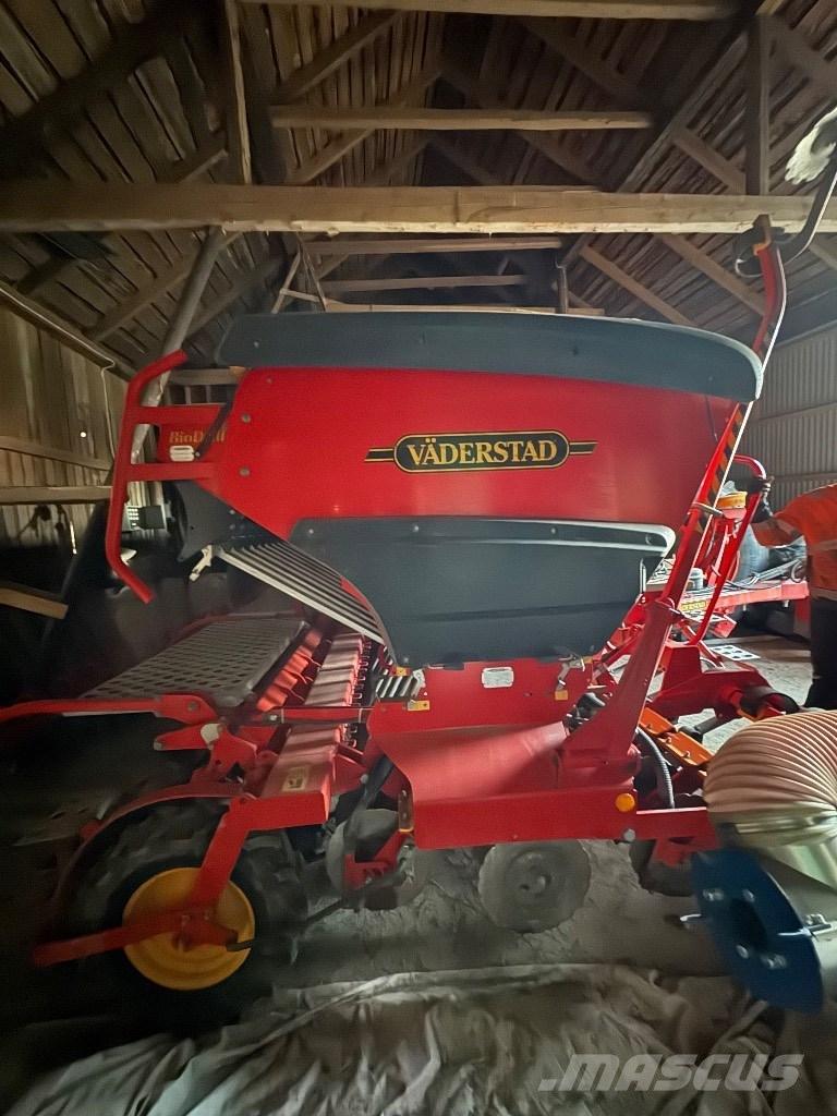 Väderstad Rapid400C 드릴