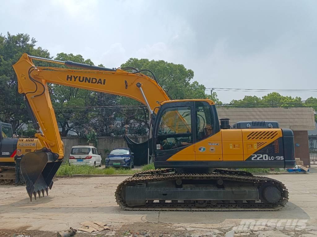 Hyundai R220LC-9S 대형 굴삭기 29톤 이상