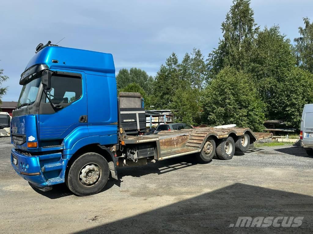 Sisu E11 산림 기계 운반 트럭