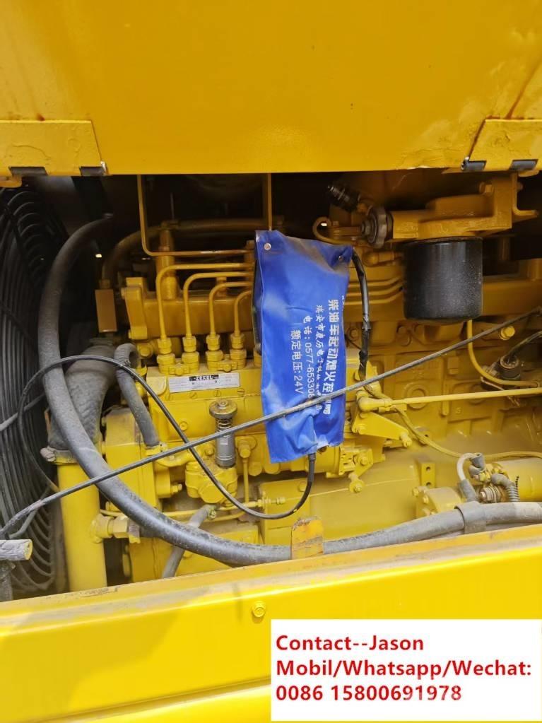 Komatsu WA 100  휠로우더