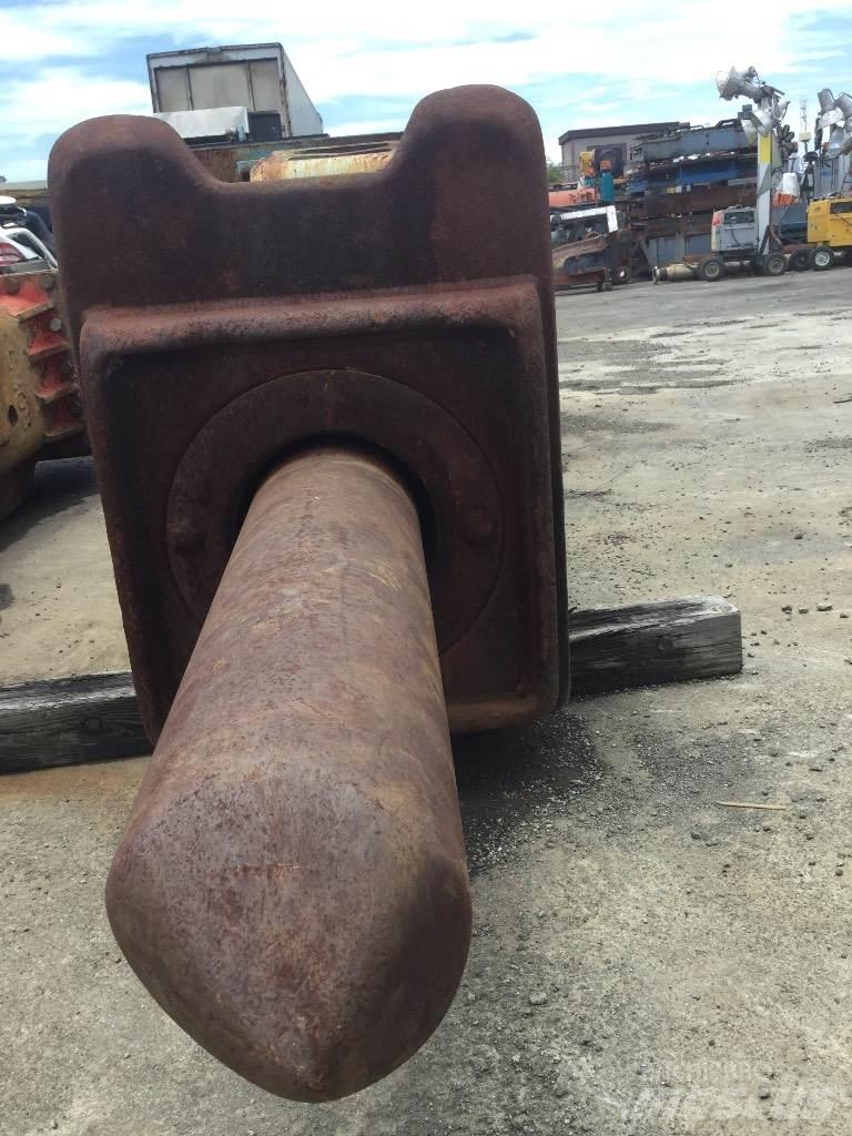 KRUPP HM2500 브레이커