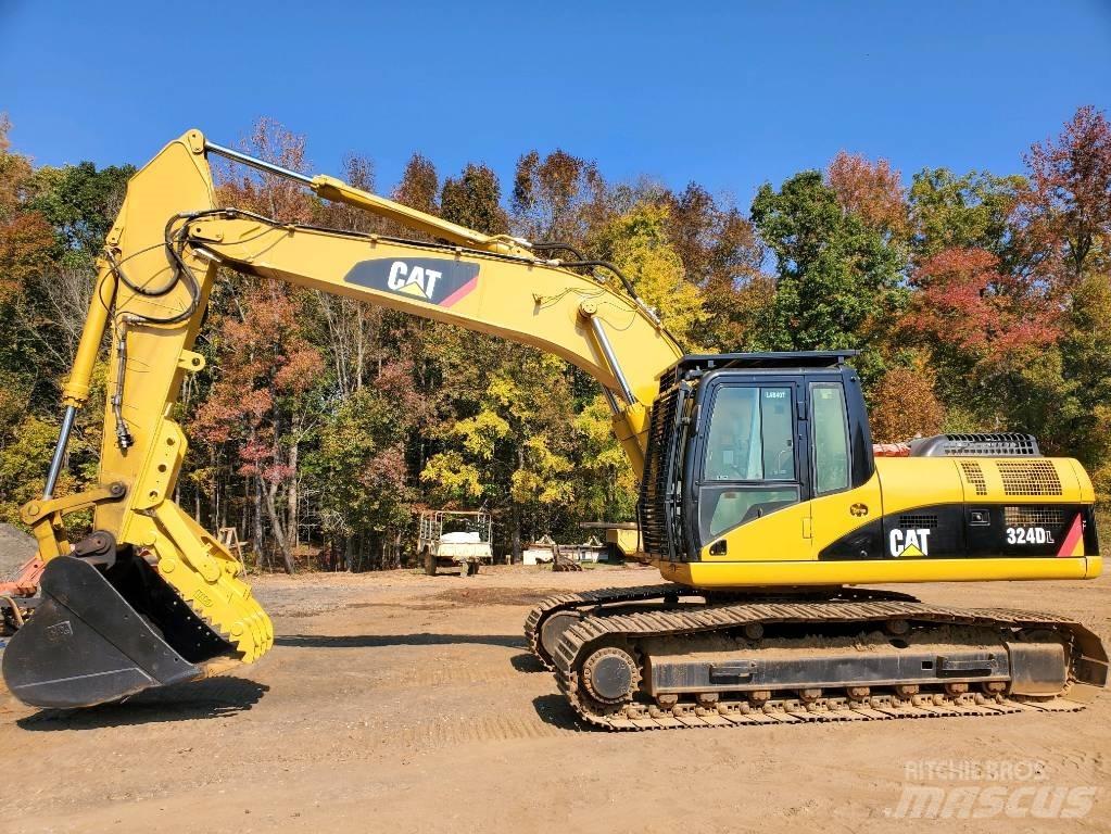 CAT 324D LC 대형 굴삭기 29톤 이상