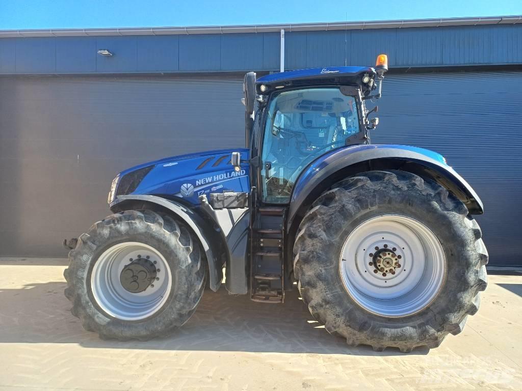 New Holland T7.315HD 트랙터