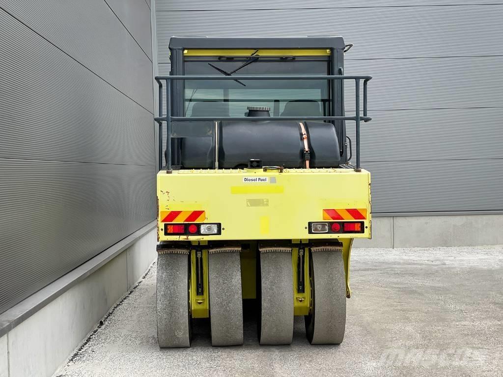 Ammann AP 240 공기 타이어 롤러