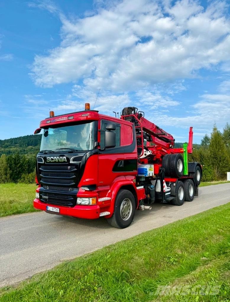 Scania R580 V8 6x4 목재 트럭