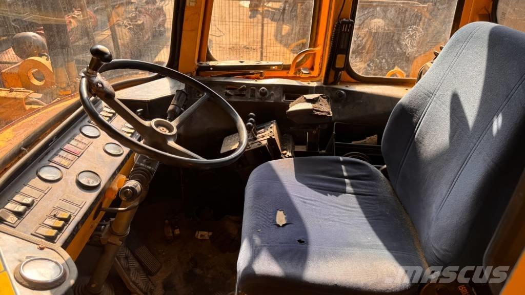 Volvo L 120  휠로우더