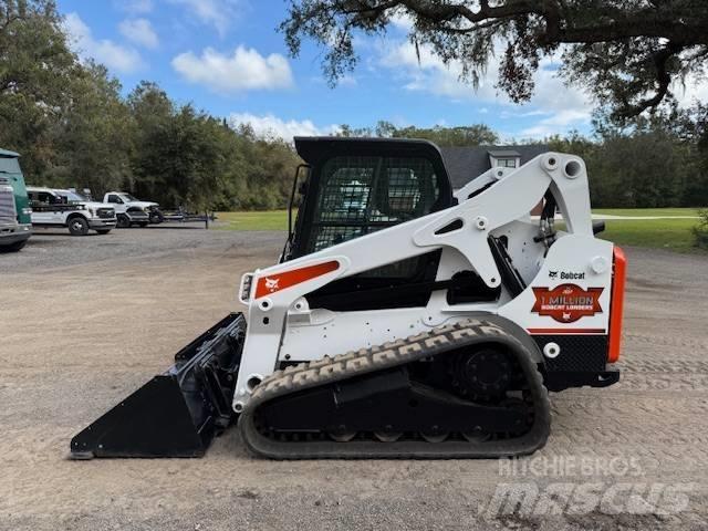 Bobcat T 650  스키드로더