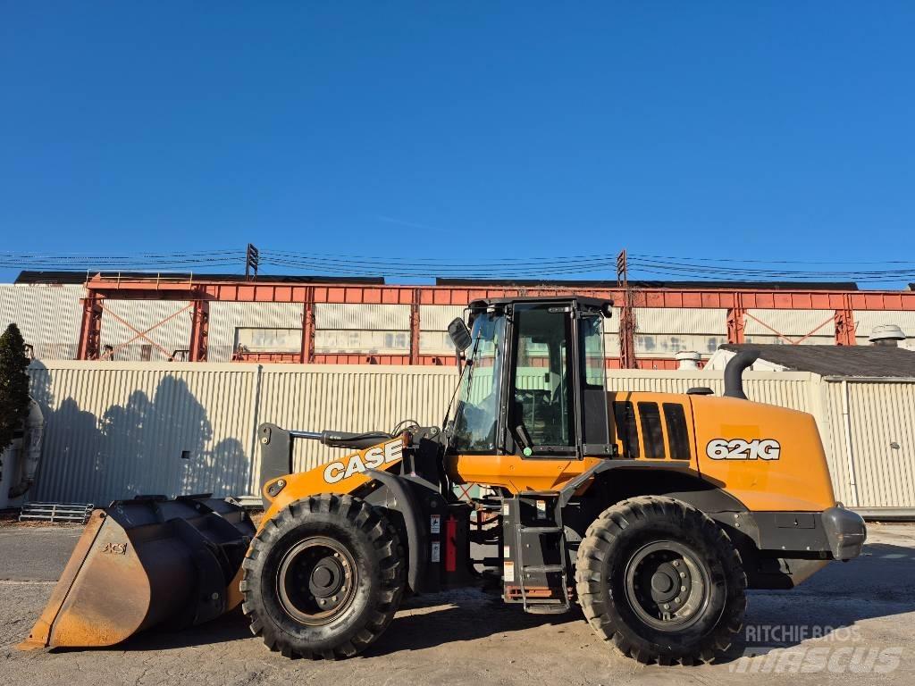 CASE 621  휠로우더