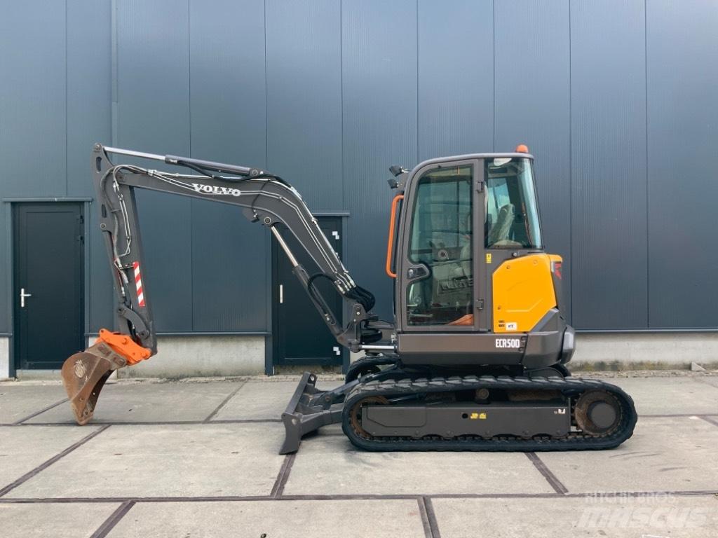 Volvo ECR 50 D 소형 굴삭기 7톤 미만