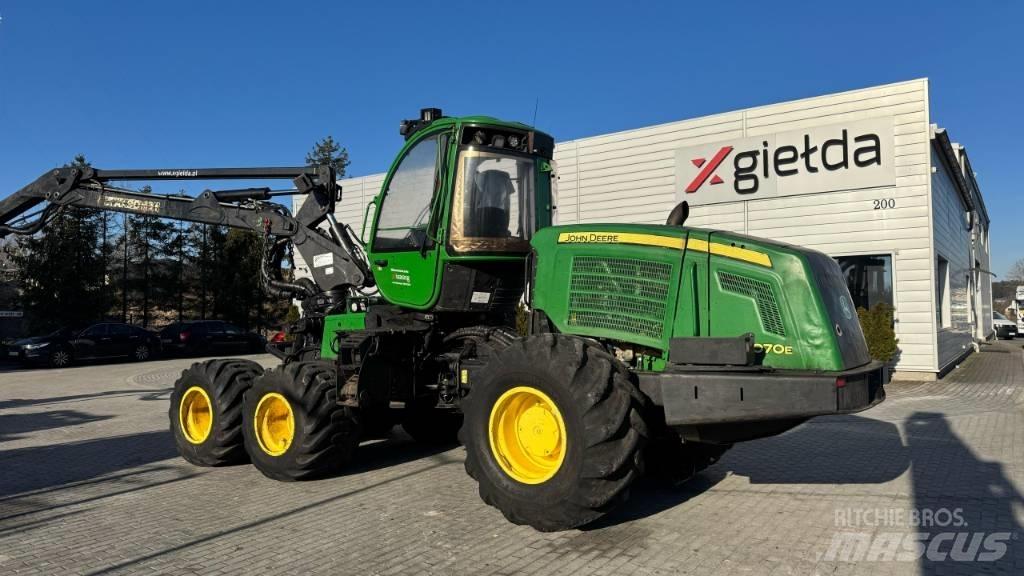 John Deere 1070 E 원목 하베스터