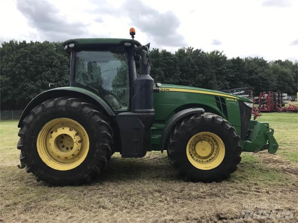 John Deere 8295R 트랙터