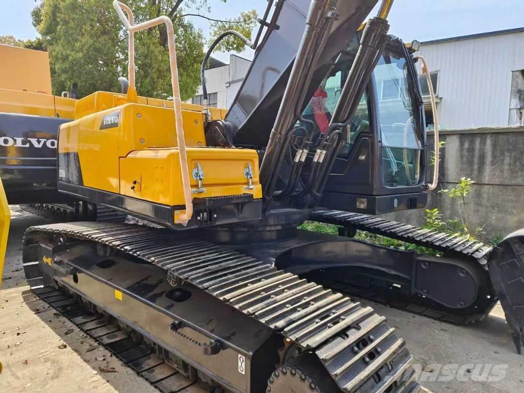 Volvo EC 250 D L 대형 굴삭기 29톤 이상